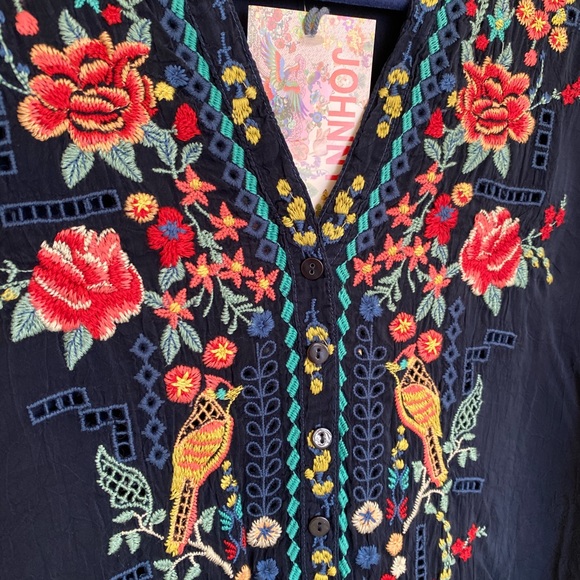 Johnny Was • NWT Navy Embroidered Tunic Top - Picture 4 of 6